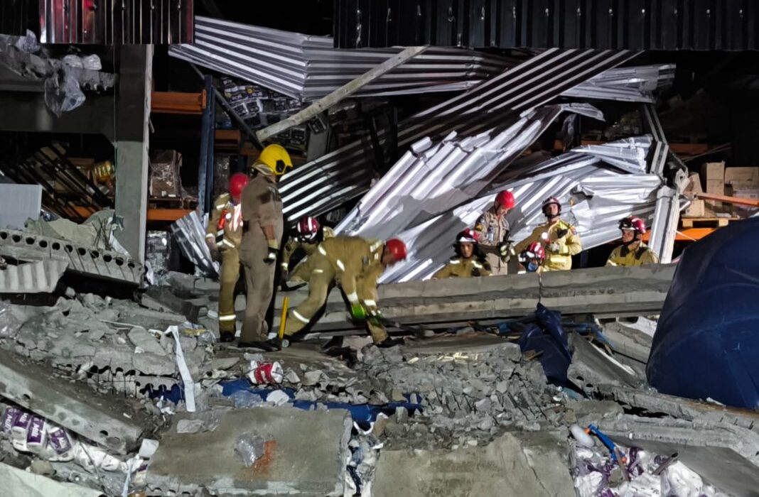 Corpo de Bombeiros atende acidente de grandes proporções em Pontal do Paraná