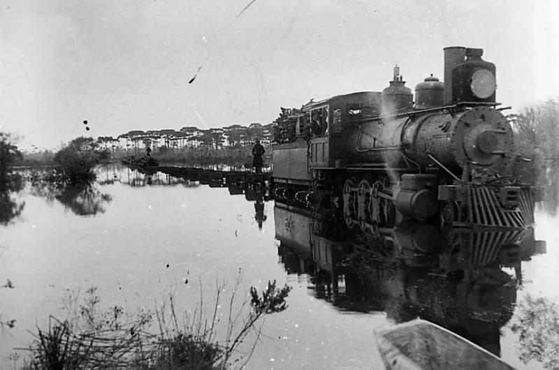 Construção de estrada de ferro foi estopim para a Guerra do Contestado – Foto: Claro Jansson/Acervo Dorothy Jansson Moretti