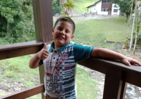 Kaiky Greffin luta pela vida há 8 anos (Foto: Natália Greffin/Acervo Pessoal).