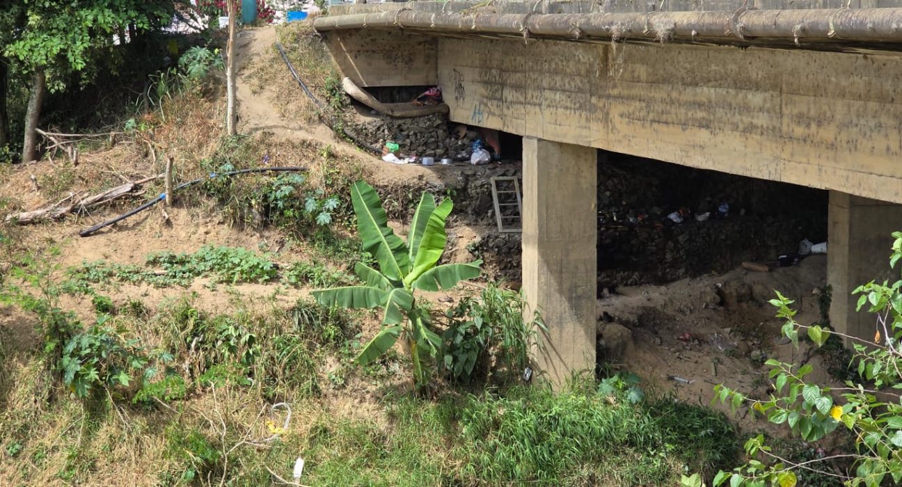 Ponte sobre o rio no bairro Niterói em Presidente Getúlio, local da denúncia dos moradores.